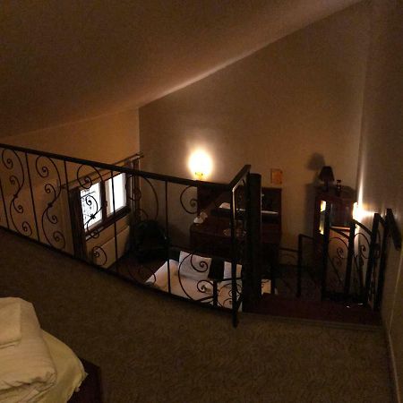 Hotel Cosmin Arad Esterno foto