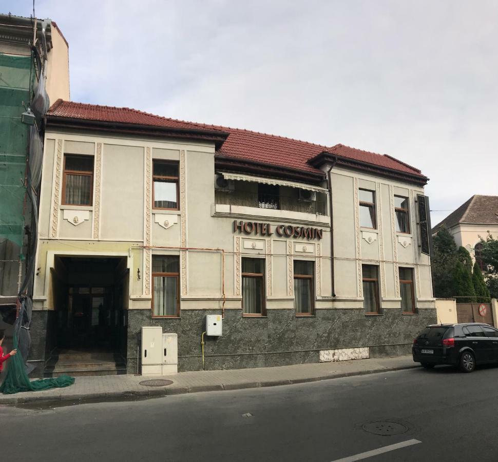 Hotel Cosmin Arad Esterno foto